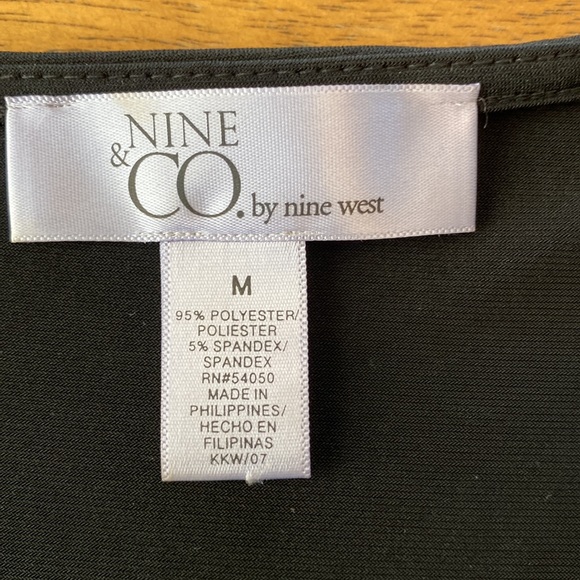 Black dress top - Picture 2 of 3